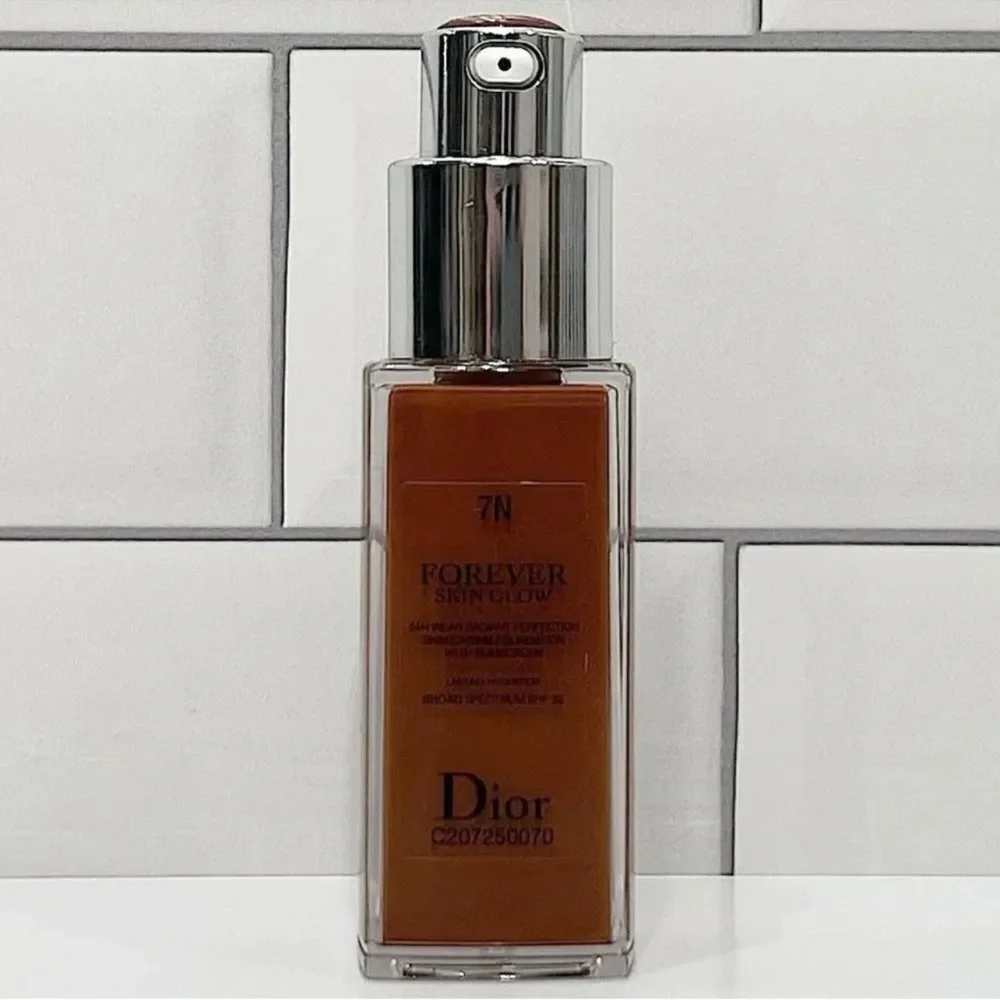 Dior 7N Neutral Dark Forever Skin Glow Foundation .67oz